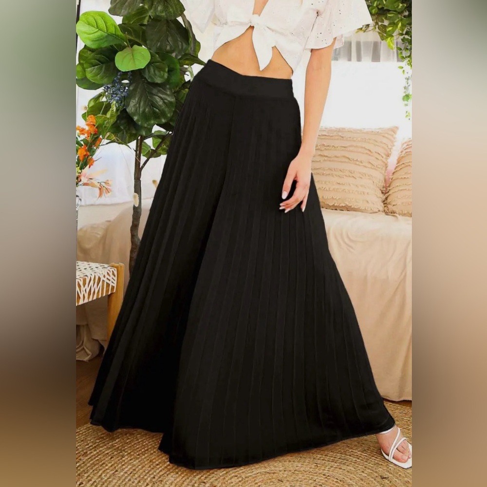 Wide leg pleated pant
